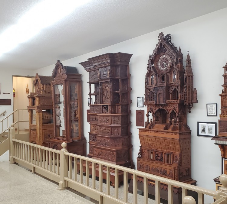 bily-clocks-museum-antonin-dvorak-exhibit-photo
